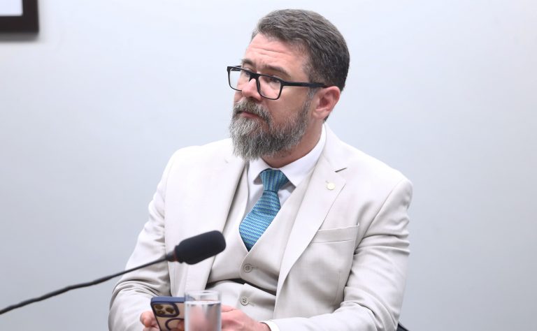 Conselho de Ética da Câmara ouve deputado Marcos Pollon e sua defesa