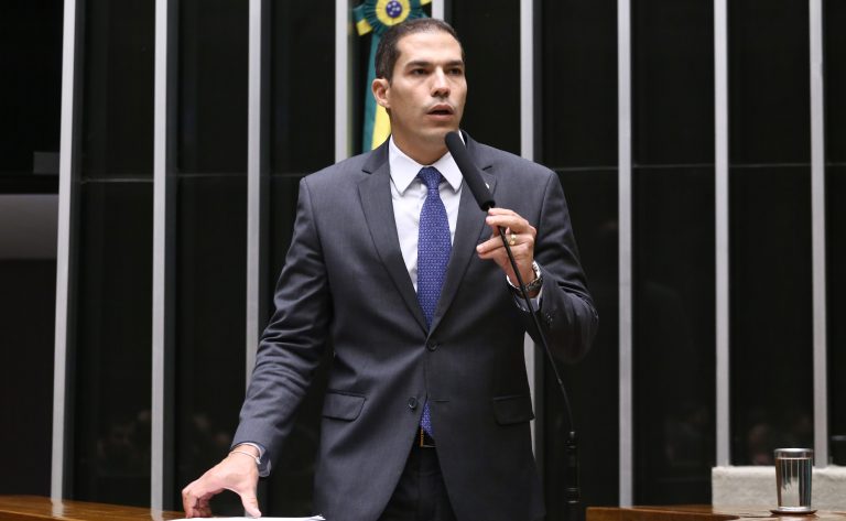 Câmara dos Deputados aprova transferência simbólica da capital para Salvador anualmente