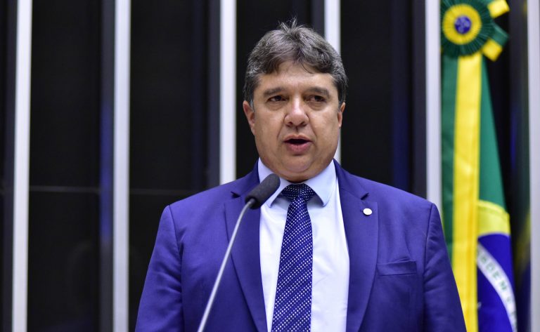 Comissão aprova lei para criar regime tributário especial para setor metroferroviário