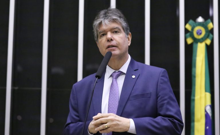 Comissão da Câmara aprova endurecimento de penas para bullying