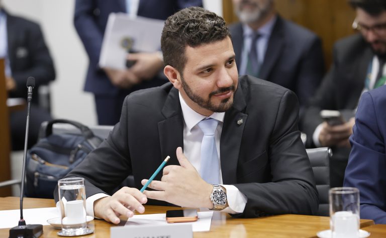 Comissão da Câmara aprova programa para aprimorar estradas rurais com foco na sustentabilidade