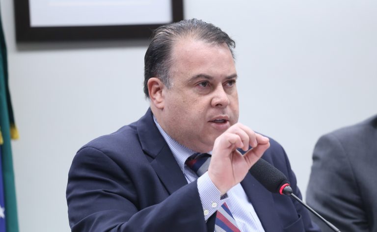 Comissão do Esporte da Câmara aprova proposta para cadastro de torcedores violentos