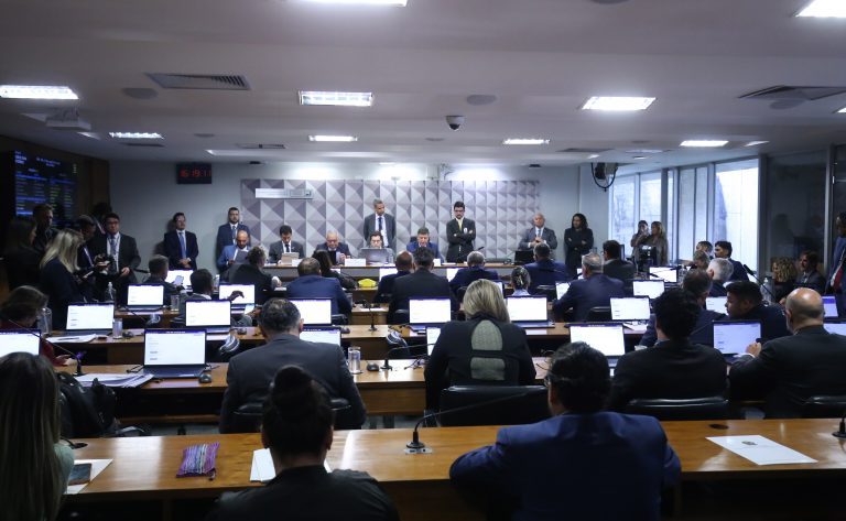 CPMI do INSS remarca depoimento de advogado e mantém ordem de condução coercitiva