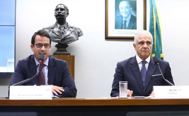 Entidades enfatizam pirataria como risco à saúde pública e solicitam endurecimento de penas