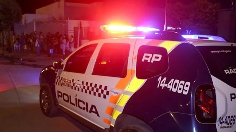 Homem é preso após enforcar mulher e desacatar policiais durante ocorrência de violência doméstica em Sinop
