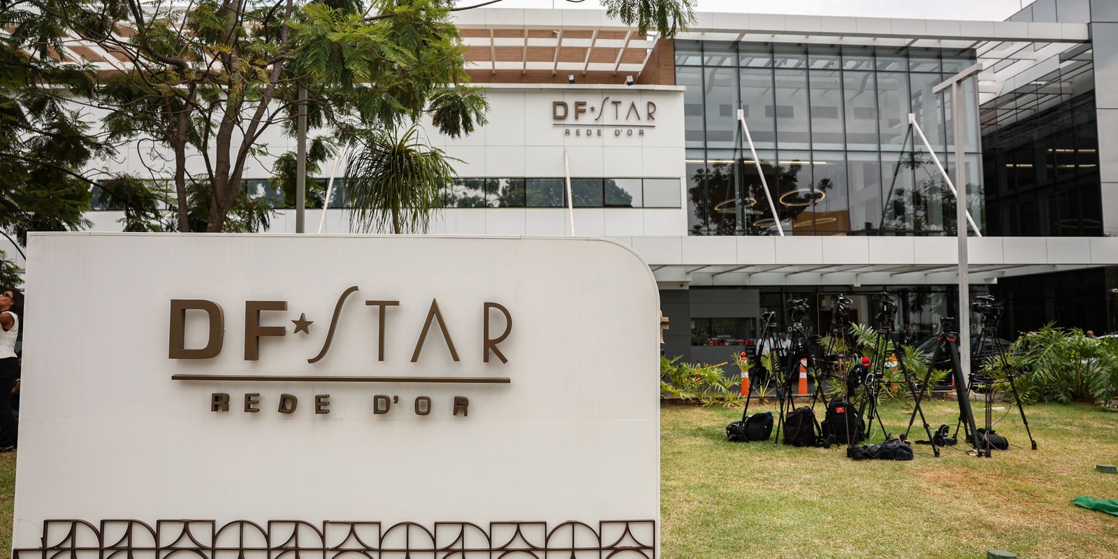 Médica apontou risco de morte para transferência de Bolsonaro a hospital