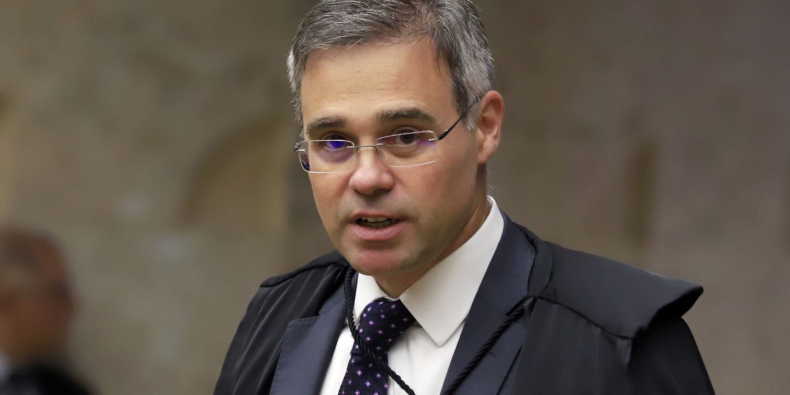 Mendonça acolhe recurso e determina que Alcolumbre estenda a CPMI do INSS