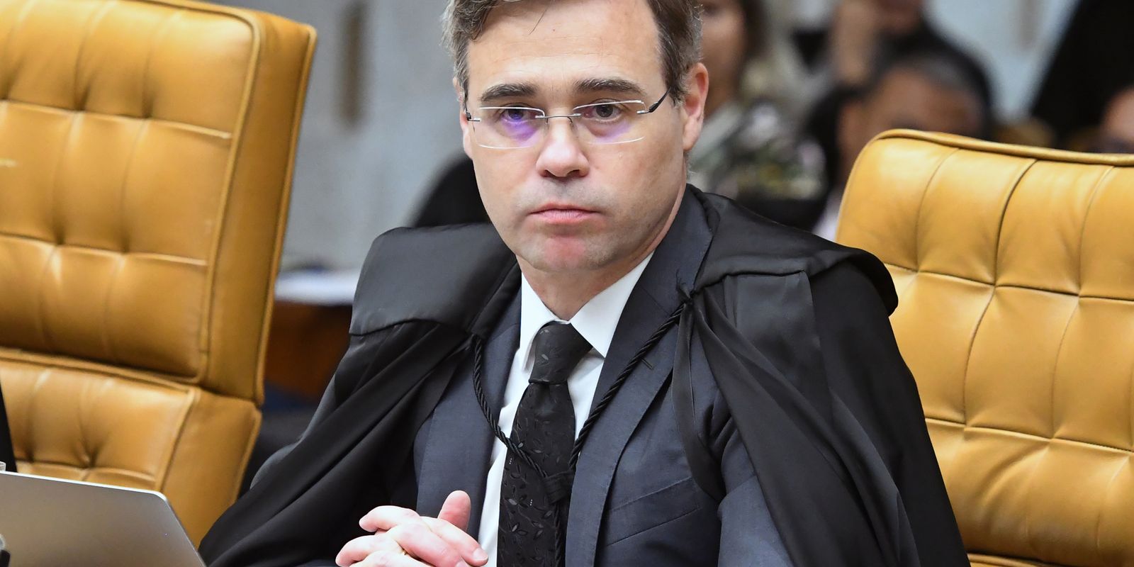 Mendonça prorroga inquérito sobre fraudes no Banco Master