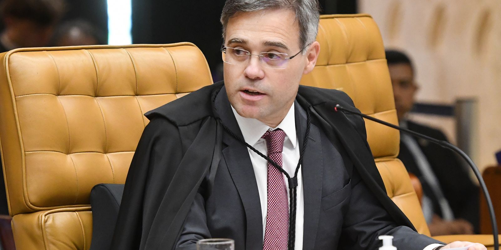 Mendonça vota a favor de estender prazo da CPMI do INSS por até 60 dias
