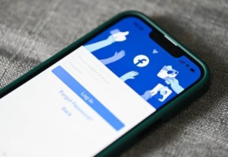 Nova lei que exige verificação de idade nas plataformas digitais entra em vigor no Brasil