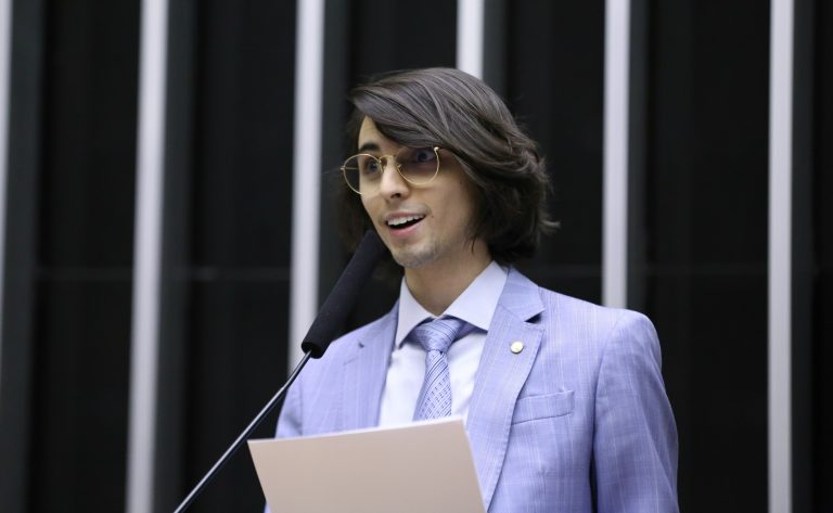 Programa visa engajar jovens na busca por soluções para desafios urbanos