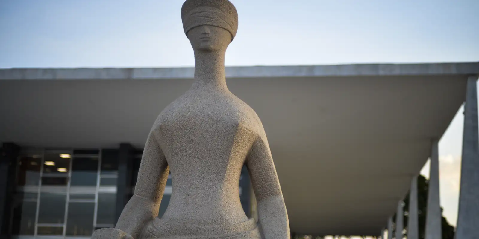 STF agenda para 8 de abril a definição sobre a eleição para governador do Rio