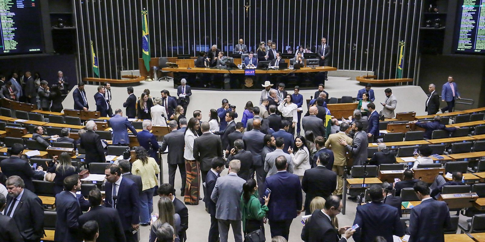 Câmara dos Deputados aprova novas regras para o seguro-defeso