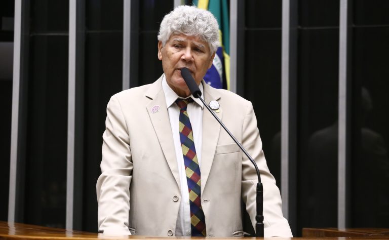 Câmara dos Deputados estabelece normas para a transição de governos