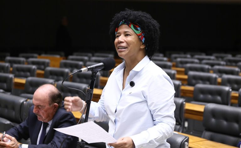 Comissão da Câmara aprova obrigatoriedade de acessibilidade proativa