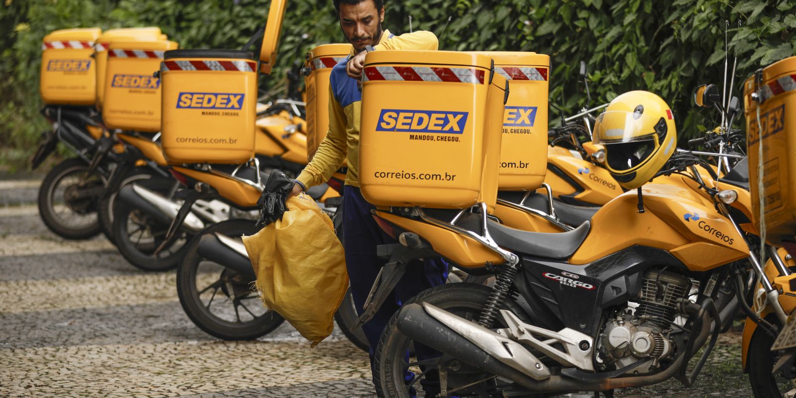 Plano de demissão voluntária dos Correios atinge 30% da meta de adesão
