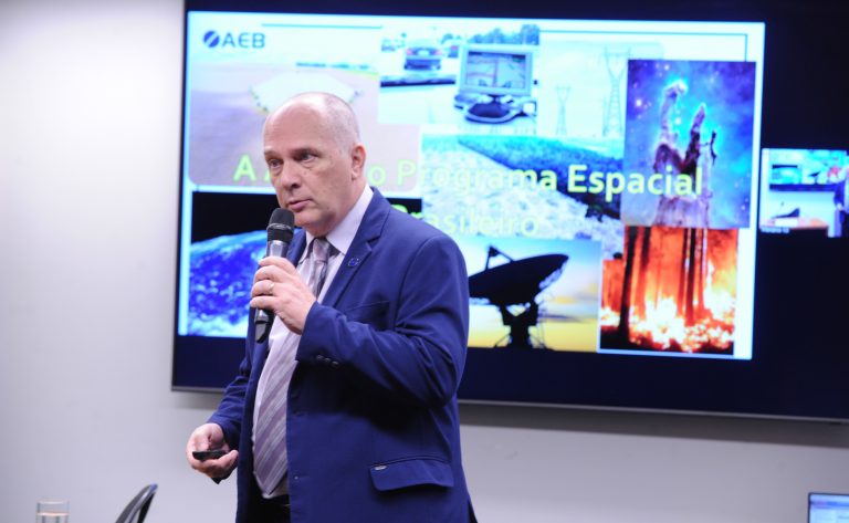 Presidente da Agência Espacial Brasileira destaca potencial do programa para a projeção internacional do país