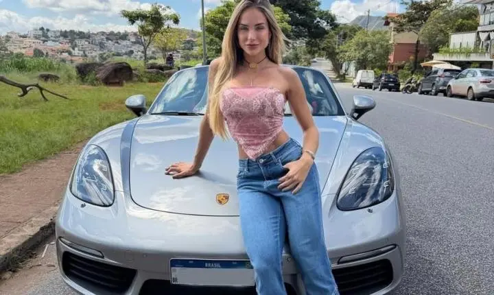 Ex-BBB compra carrão 'igual da Barbie': 'Sempre foi meu sonho