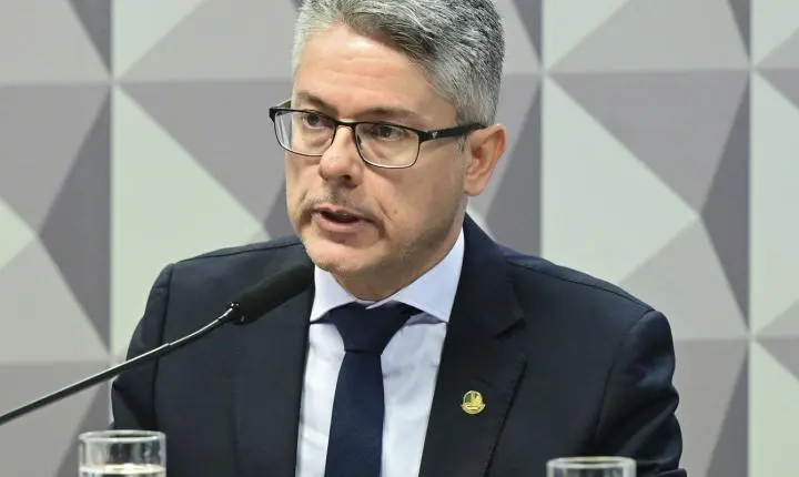 Relator da CPI do Crime propõe intervenção federal no Rio de Janeiro